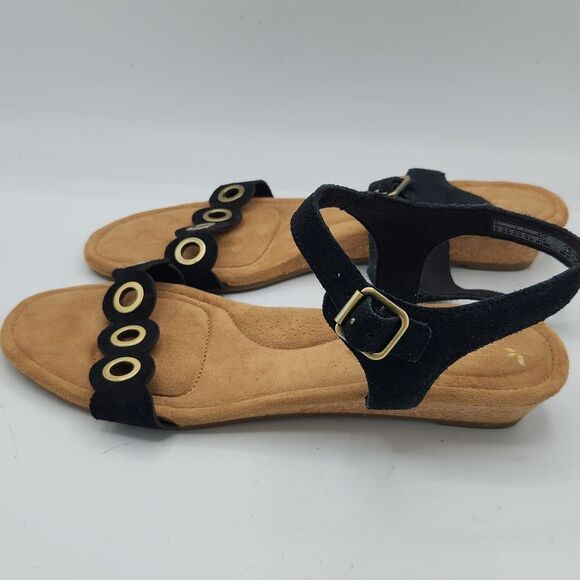 Koolaburra by UGG Women's Leira Black and Tan Heeled Sandals with Gold Accents - Picture 2 of 9